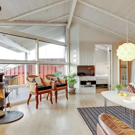 Lien - 160m From The Sea By Interhome Vakantiehuis